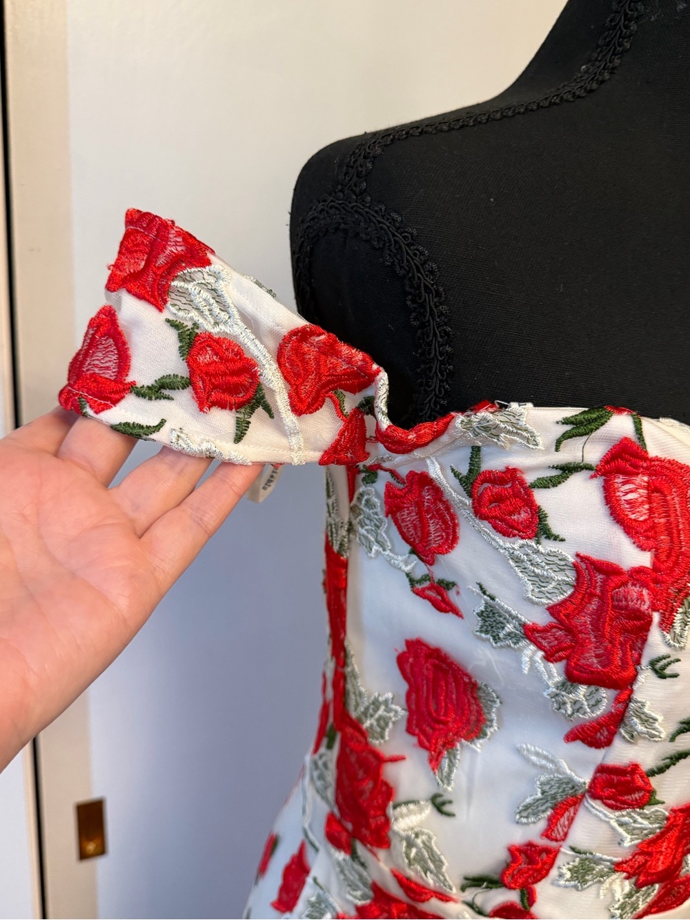 Soieblu Floral Off-Shoulder Gown with Red Rose Embellishments - Picture 3 of 12